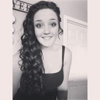 Chloe R.