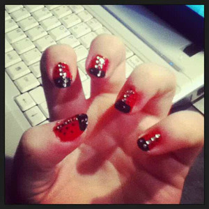 cute insect nails - with a glamourous touch with gems 