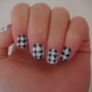 Houndstooth Nails