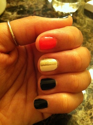 I used hot pink, gold, black and white. Super easy to do. 