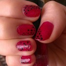 dotted nails