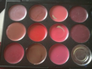 Homemade Lipstick Palette 