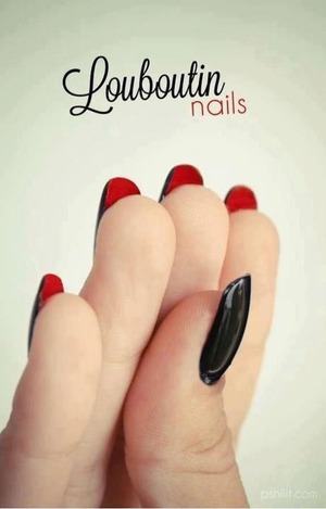 Red bottoms louboutin nails 