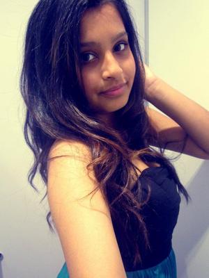 wavy/curly hairstyle