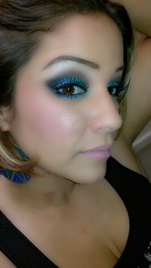 Glittery Blue shadow
