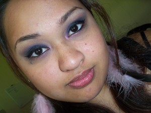 New Years Inspired Look : First Kiss
Using I-Candy Couture Pigments
www.i-candycouture.com