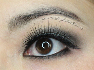http://blog.falseeyelashessite.com/elegant-lashes-001-black-false-eyelash-review/