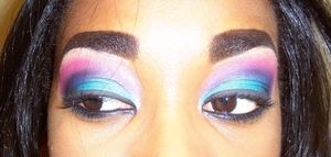 i love colorful eyes :D