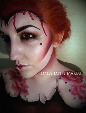 Undead Queen of Hearts makeup from my collaboration with Bonnie Corban
A tutorial for this can be found at www.YouTube.com/EmilyJMakeup!
Also check out my Facebook, Instagram and Blog for more from me!
www.Facebook.com/EmilyJayneMakeup
EmilyJayneMakeup (instagram)
www.EmilyJayneMakeup.blogspot.com