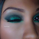 [Party makeup 2013-2014] Green glitter smokey eyes 