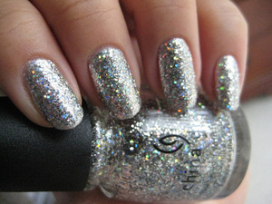 my nails today hope u guys like it !!! :) :P