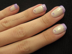 http://arvonka-nails.blogspot.sk/2012/08/fialove-glitre.html