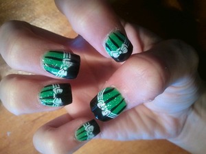 Green corset nails