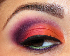 Starfire Inspirational Look
http://makeupbysiryn.wordpress.com/2011/07/18/starfire-inspirational-look-poll-3-reader-choice/