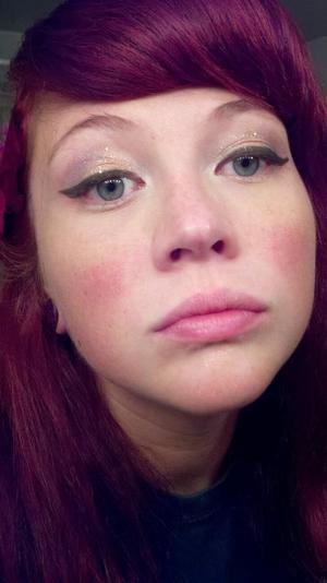 Eyes are Urban Decay's Ransom. Inglot gold. Used a gold gel glitter all over lid.