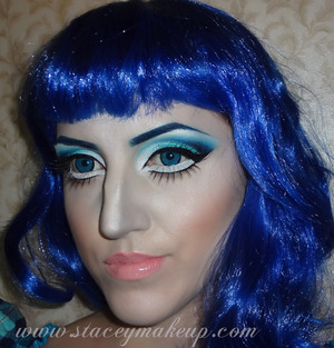 New video DOLL makeup : https://www.youtube.com/watch?v=nj8UoAKLH7k

List of products used: http://www.staceymakeup.com/2013/01/tutorial-doll-makeup.html