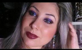 #VEDA 17 MAKE UP PRETA COM LABIOS VINHO
