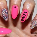 KKN recreates: Neon Caviar Nails