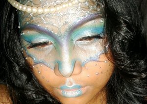 
umm.. blues, green, purples..
and alot of effin' glitters