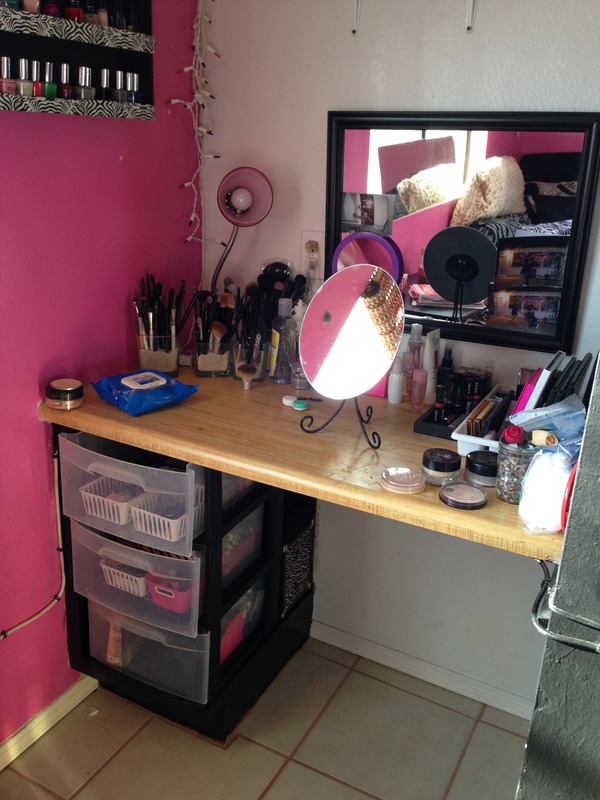Makeup Station! Becca M.'s (BeautyByBecca) Photo Beautylish