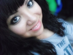 I always do the dark eyes and simple on everything else.
By the way i don't use foundation or anything of that sort :D