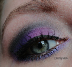 http://deathbypolkadot.com/purple-ombre-makeup/