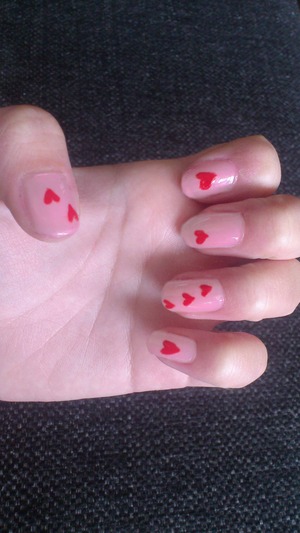 valentinesday-nails