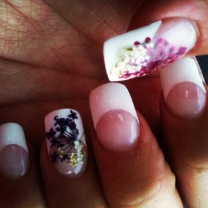 White Tip Acrylic with Embedded Dried Flowers Design