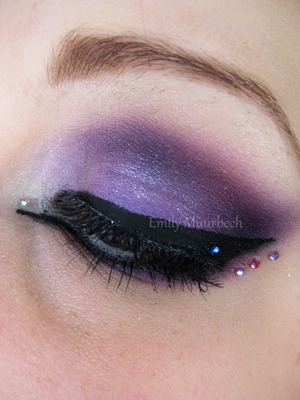 Purple eyeshadows from the 120 palette from manly

http://trickmetolife.blogg.se
