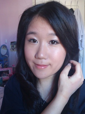 This eye make-up lasted me awhile. I did a test to see how long this make-up will last. Please visit: http://kreamiblush.blogspot.co.uk/2012/10/8-hours-make-up-challenge-before-and.html to see my test