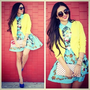 Retro Printing Blue Dress
 I'm in love! Greatest outfit ever
