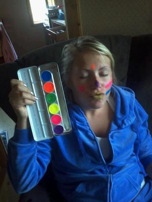 My friend Julie, playing with my kryolan palette! :)