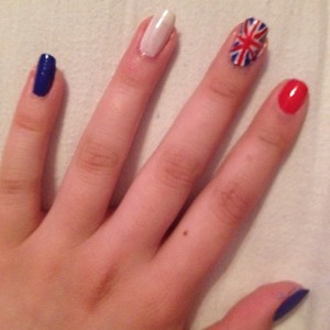 First attempt at doing the Union Jack so bare with me.
I done this design for the Jubilee weekend as it seemed pretty relevant.
