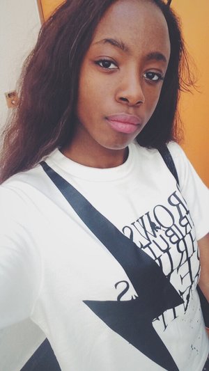 Hi guys, I've used a lip pencil from Essence and the name is : Soft Berry (: