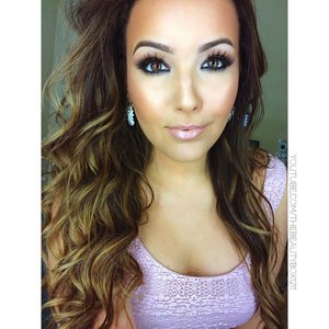 I loooove messy curls. I use the 19mm wand from the Bellami hair 6 in 1 set! Use “beautybox6inone” for $160 off! 