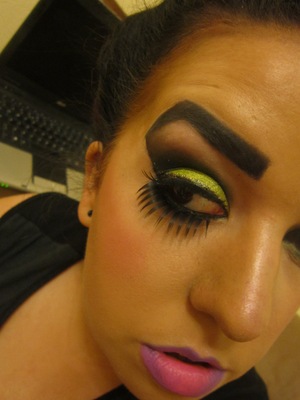 Lime green pigment eye with black smokey, bottom full lashes