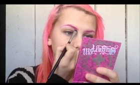 tutorial: pink eyebrows