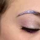 Throwback glitter brows & frosty eyes 