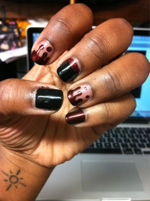 Breaking Dawn inspired blood nails. 