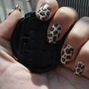 Leopard Nails