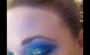 Rainbow glitter eyes, make-up trend for 2011!