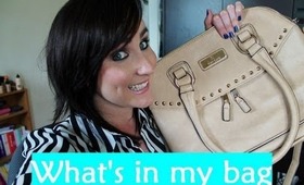 New Hair & What's In My Bag