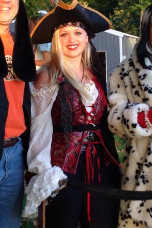 My halloween pirate look what do you think???(: