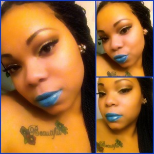 "SOOO BLUE" LIPGLOSS COLOR THAT I MADE !!! LOVE IT❤❤❤