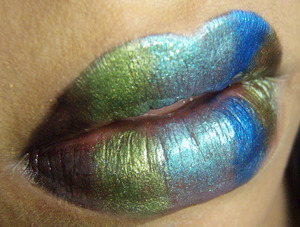 http://www.makeupbyrachelbush.blogspot.com/2012/02/peacock-lips.html