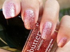 Rosie Lee 




http://justporciuncula.blogspot.com/2011/10/butter-london-3-free-nail-lacquer-in_21.html