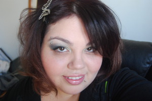 540 Inspired palette & Diamond Lust by Revlon. Just me and an everyday look :)