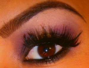http://smokincolour.blogspot.com/2013/04/oh-whats-that-another-purple-smokey-eye.html