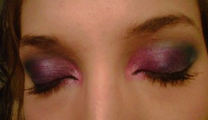 A look I did on myself using pinks and blacks. Don't mind my eyebrows, I know they're bad in this.  :)