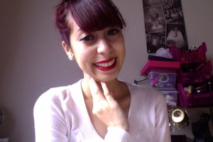 Bangs & Red lips are perfect for fall/winter